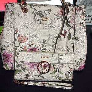 Guess purse and wallet